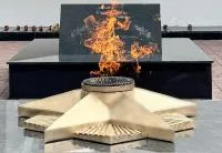 Звезда литьевая латунь (518249) сертификат комплект горелка ГВД 379 10 89 00 ПС - вечный огонь ø 1100 мм. монолит литье  в Калининграде